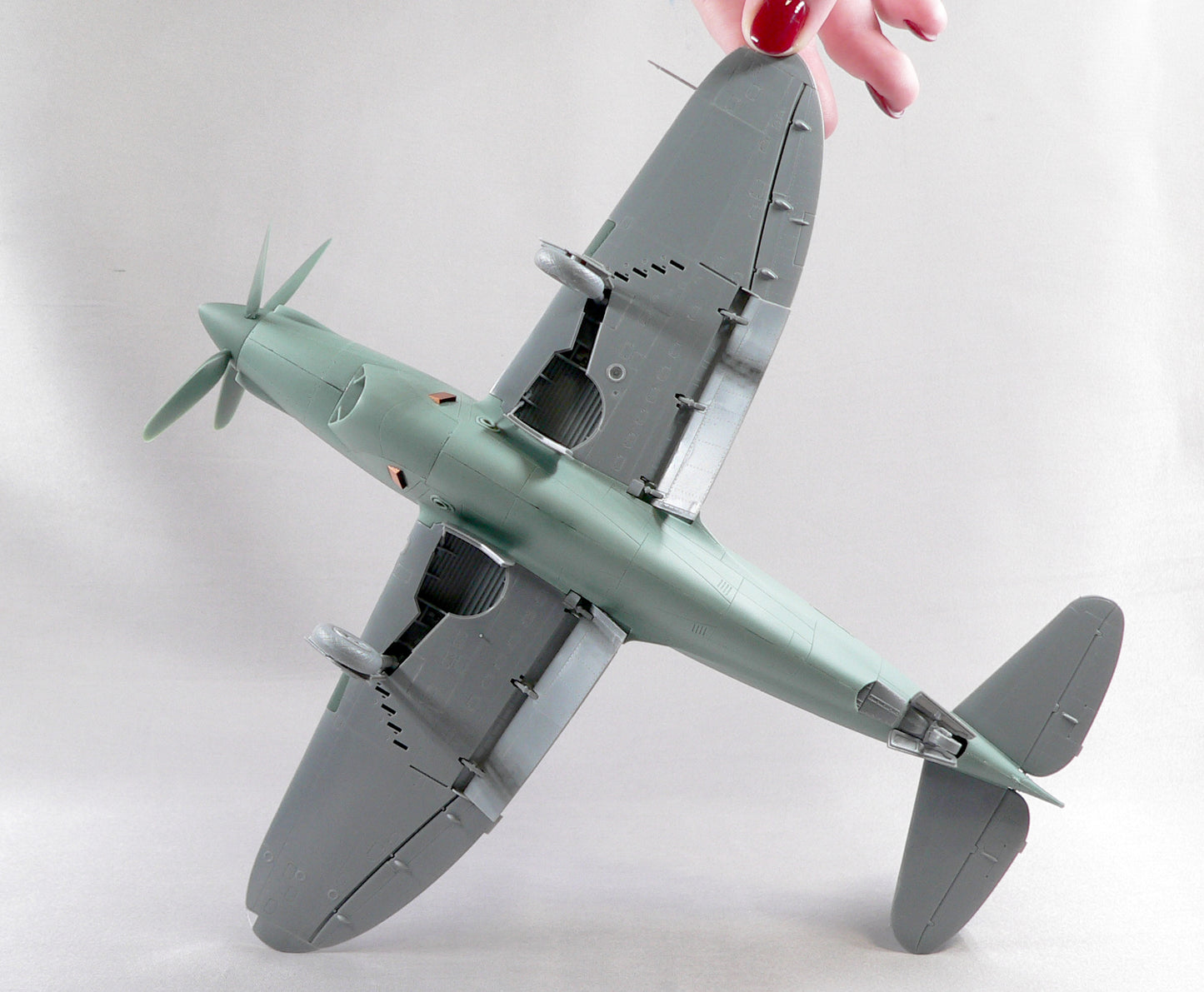 Republic XP-47H conversion set for Tamiya kit P-47D Thunderbolt «Razorback»1/48 scale
