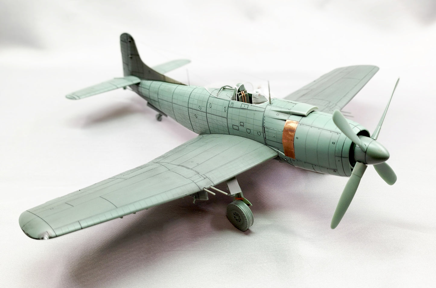 Martin AM-1 Mauler model kit, 1/48 scale