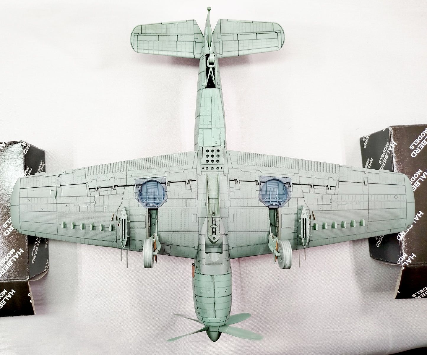 Martin AM-1 Mauler model kit, 1/48 scale