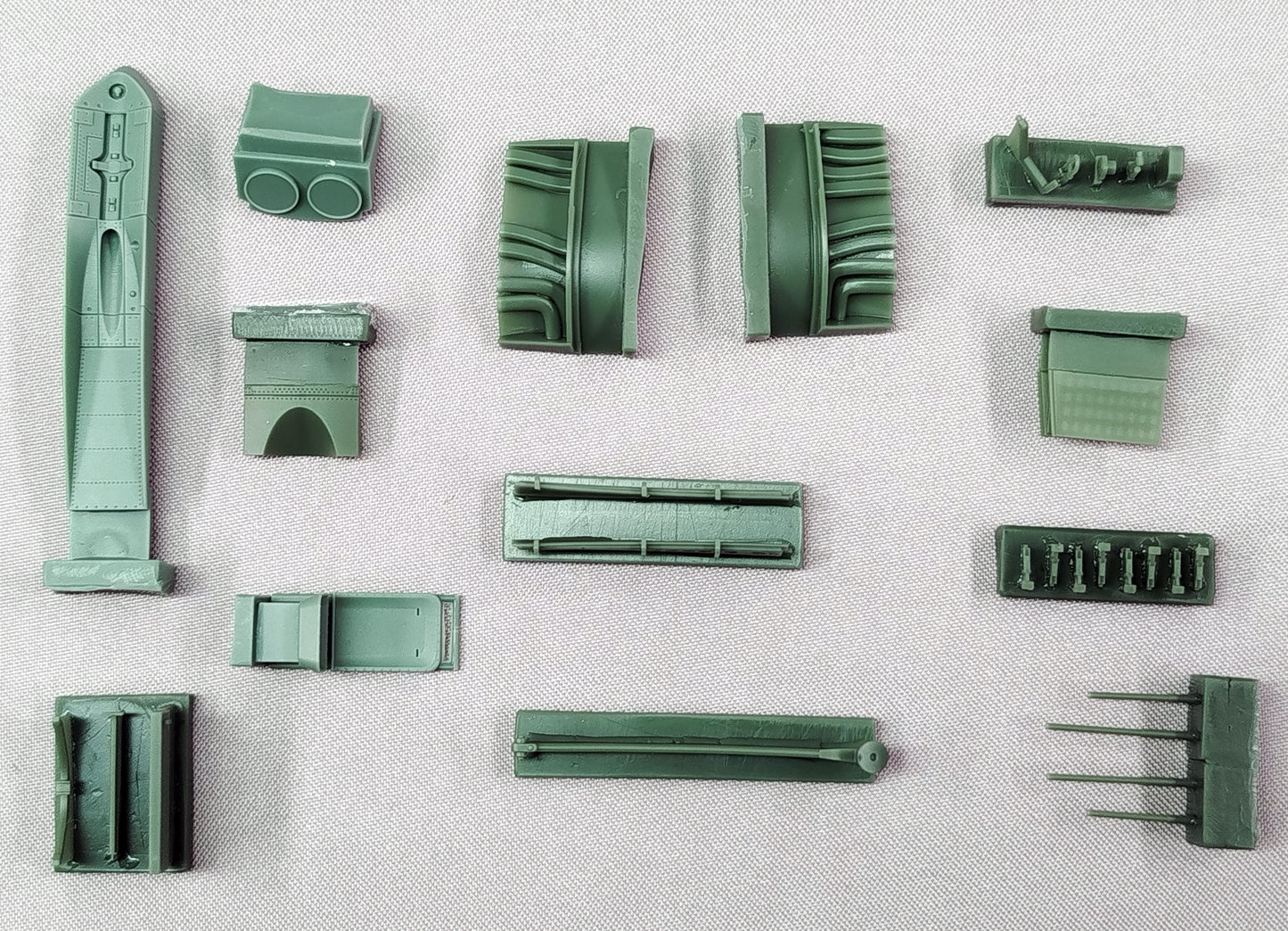 Martin AM-1 Mauler model kit, 1/48 scale