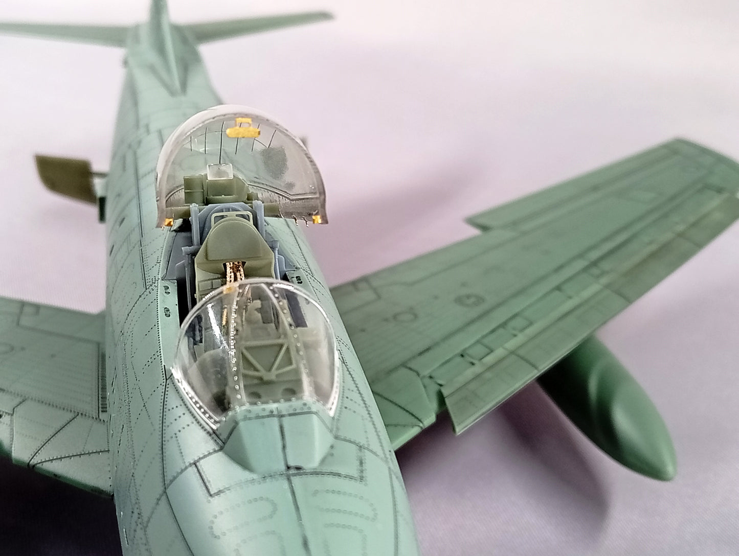 F-86H Sabre “HOG” model kit, 1/48 scale
