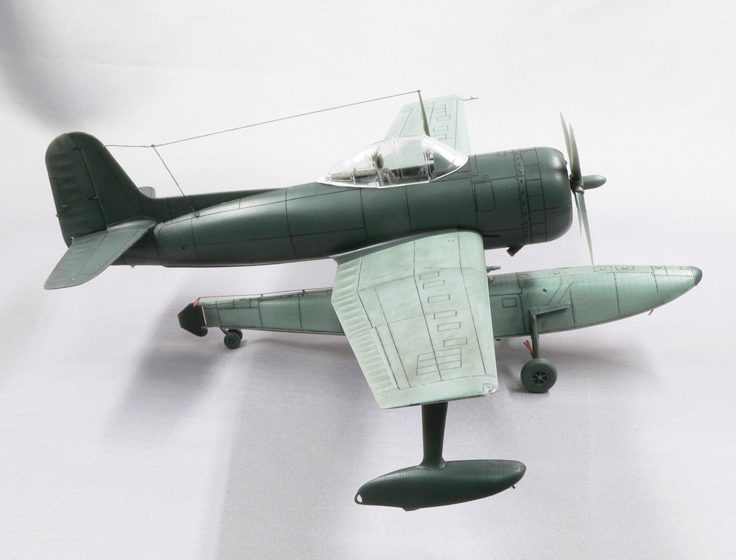 Curtiss SC-1 Seahawk 1/48 scale model kit