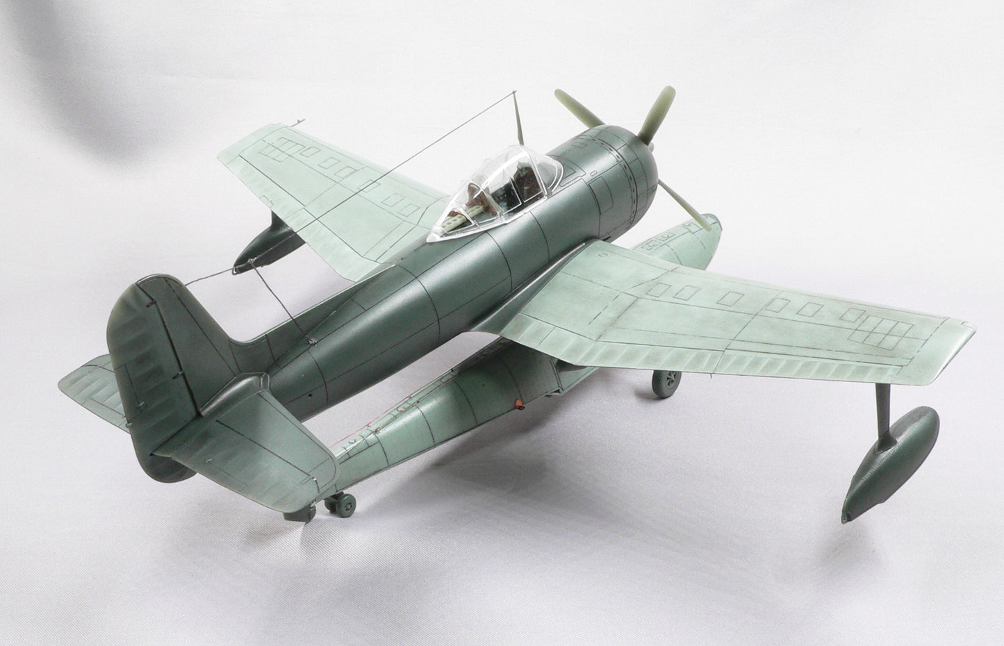 Curtiss SC-1 Seahawk 1/48 scale model kit